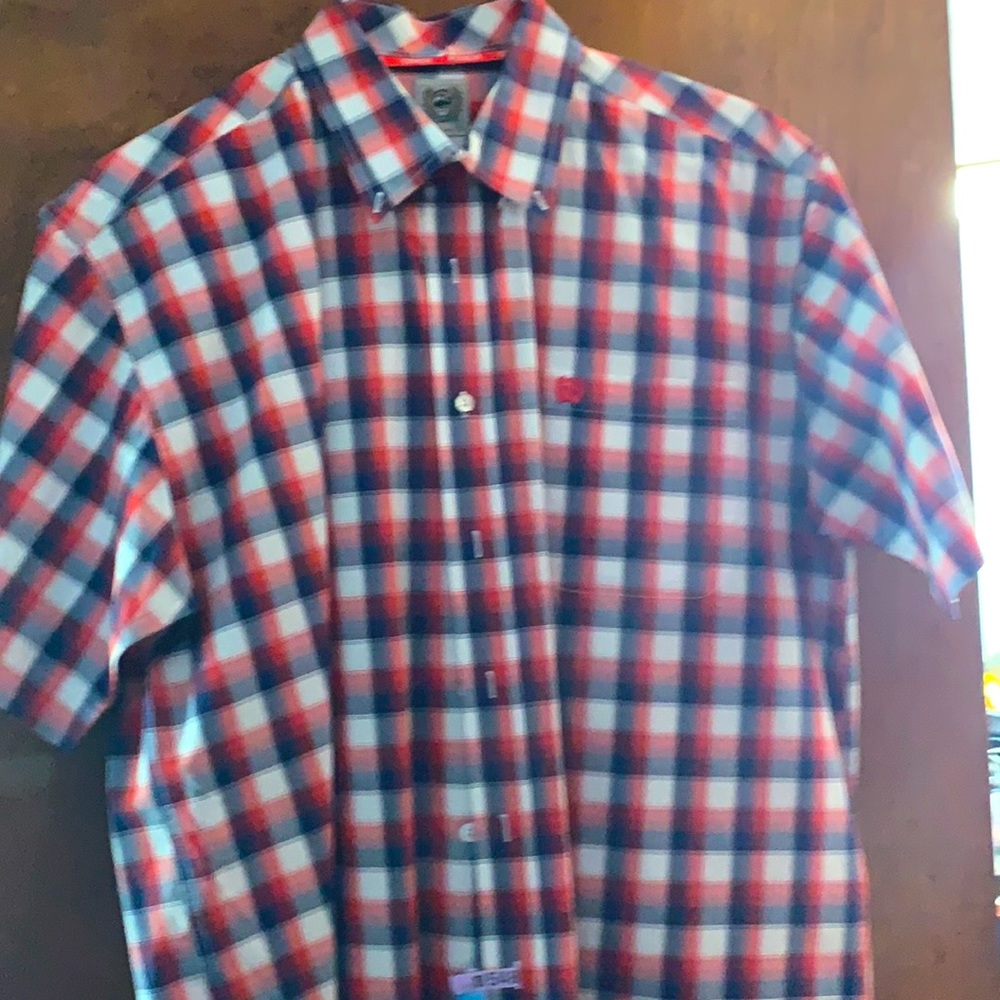 Men’s short sleeve shirts size L used but EC both